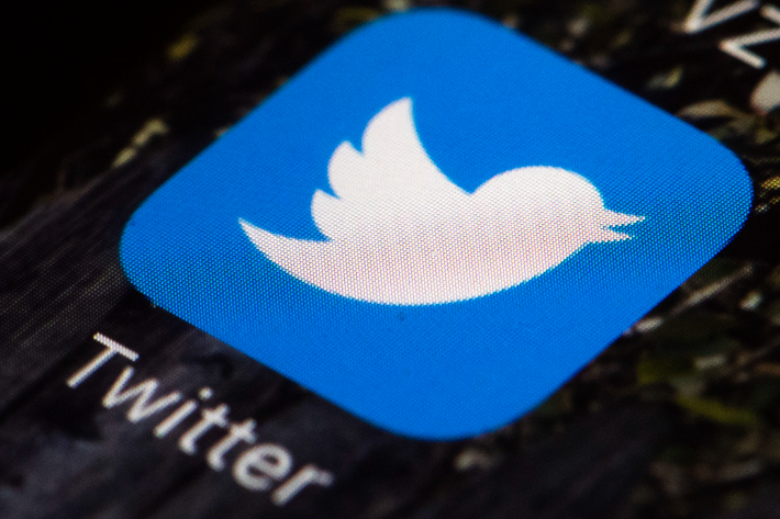 트위터, ‘푸틴·러시아 정부’ 계정 300여개 노출 제한
