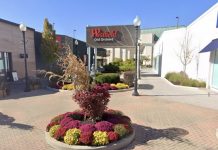 스코키 올드오챠드 몰 아파트 건립 추진